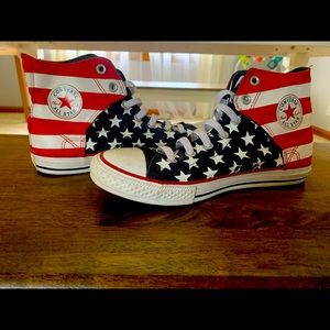 Converse kids size 6
